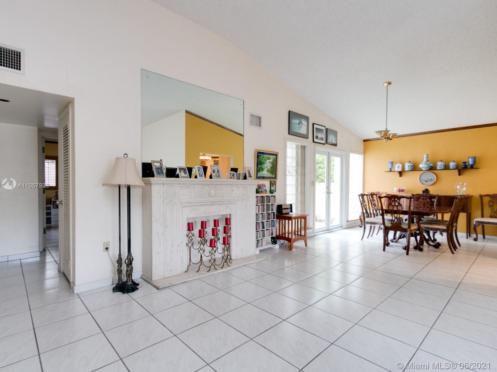 4708 Alton Road Miami Beach, FL 33140 - Photo 30 of 38