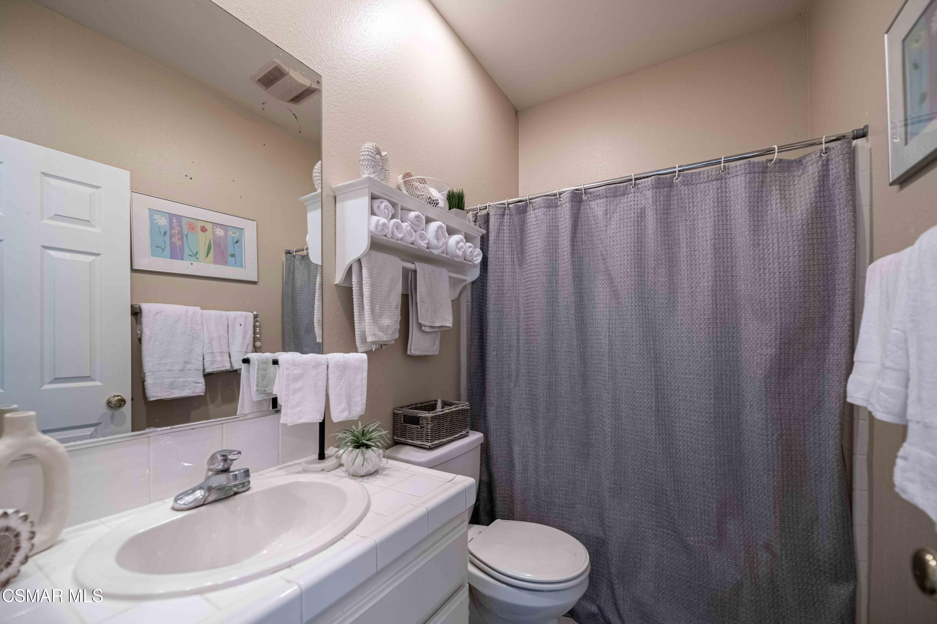 1633 Lola Way Oxnard, CA 93030 - Photo 24 of 33 1633 Lola Way