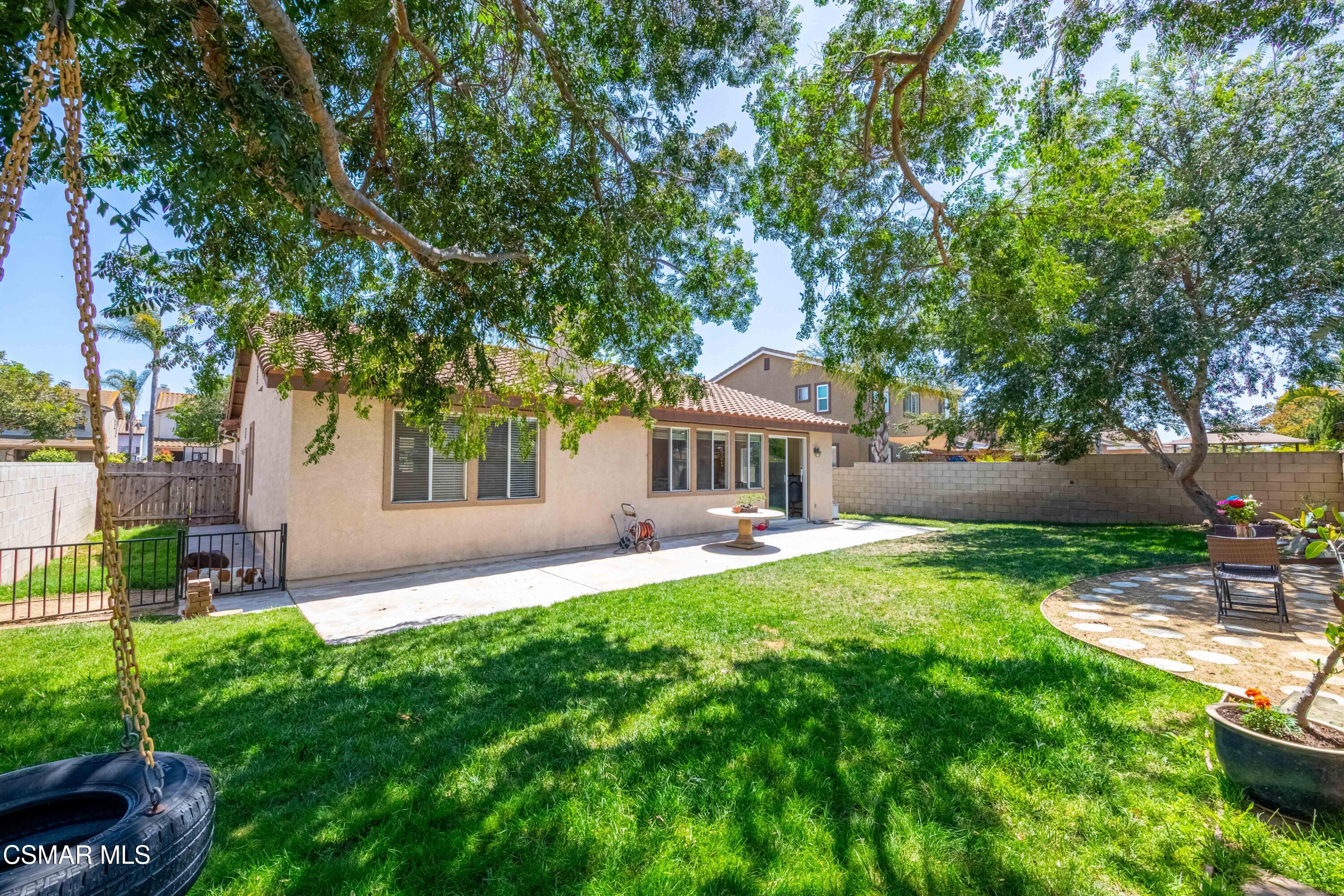 1633 Lola Way Oxnard, CA 93030 - Photo 28 of 33 1633 Lola Way