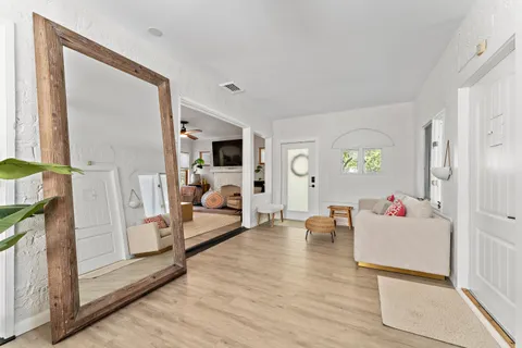 $995,000 | 614 Avon Road, West Palm Beach, FL 33401