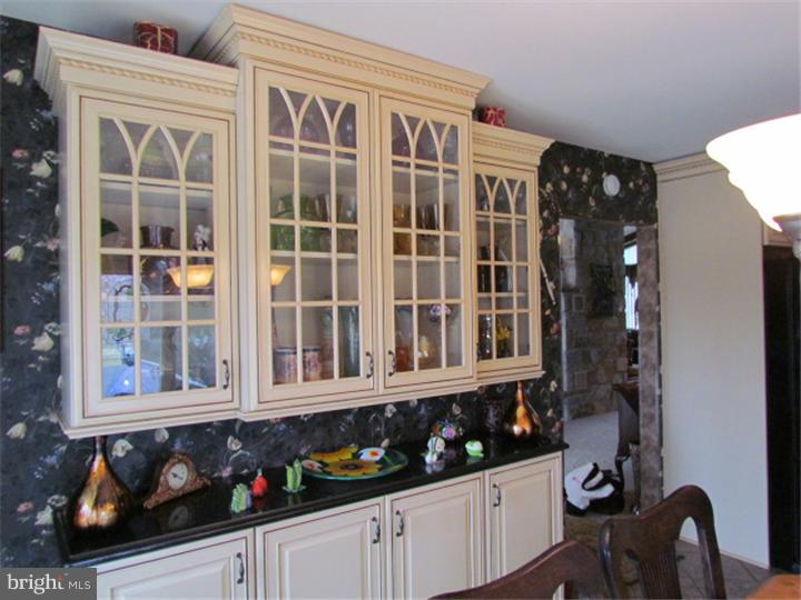 163 Hill Road Douglassville, PA 19518 - Photo 12 of 25 Kitchen
