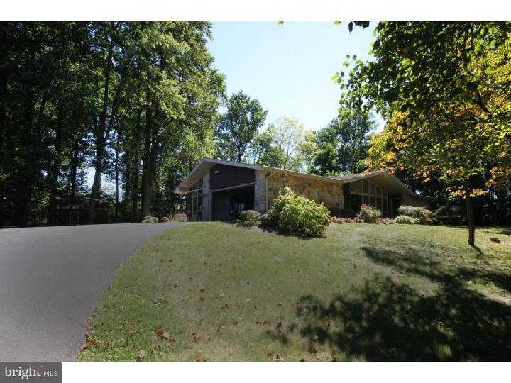 163 Hill Road Douglassville, PA 19518 - Photo 25 of 25 Driveway