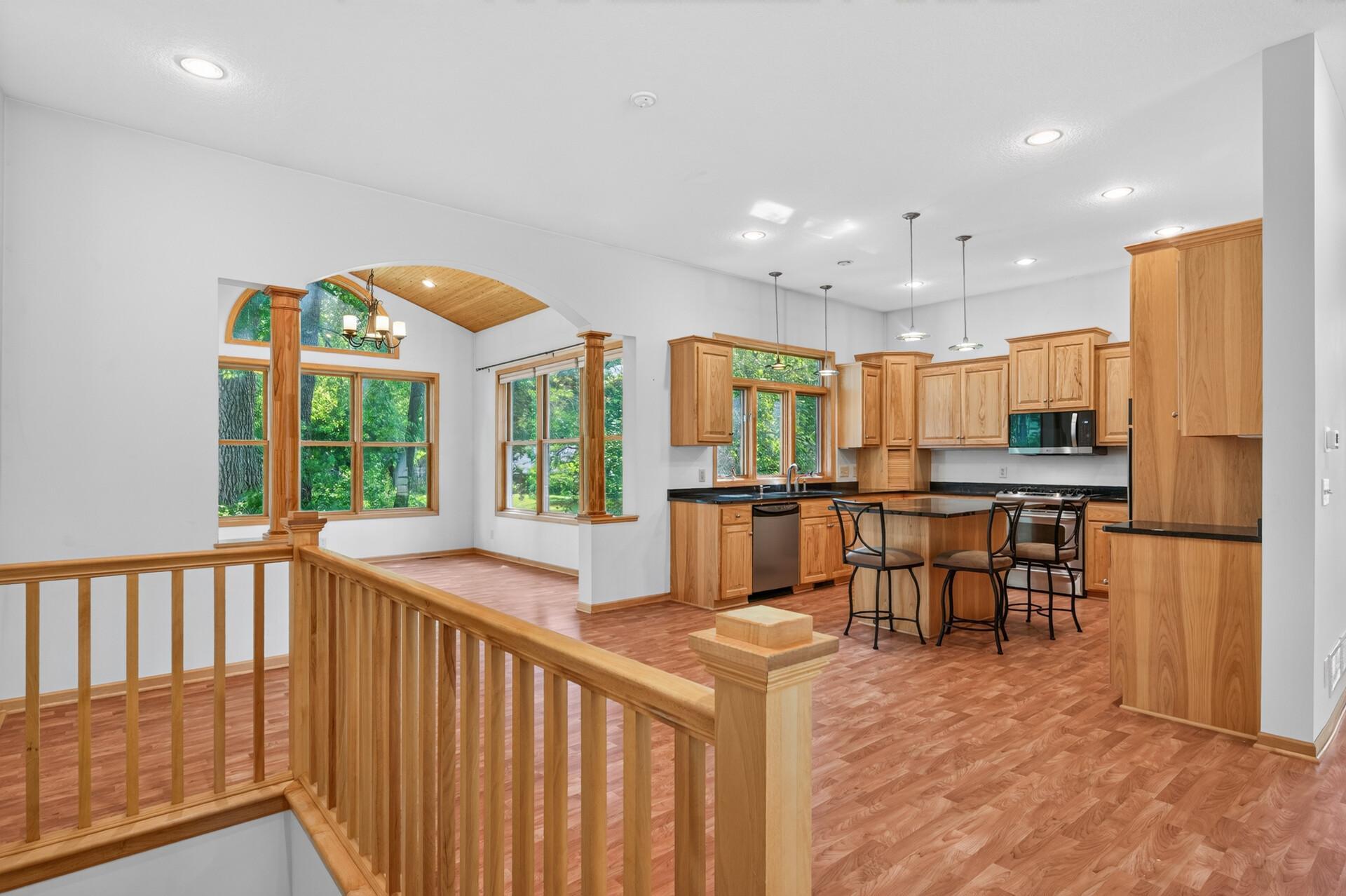 633 Burlington Road St. Paul, MN 55119 - Photo 13 of 70