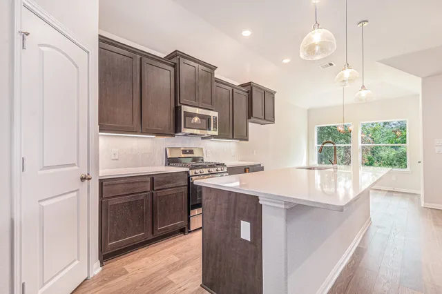 $459,990 | 11739 Oakwood Ranch Drive, Willis, TX 77378