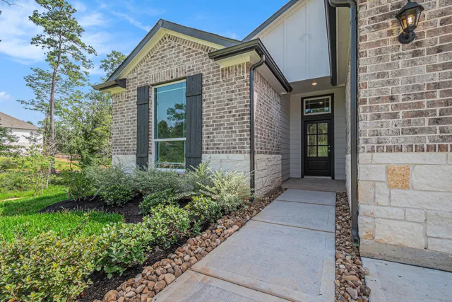 $459,990 | 11739 Oakwood Ranch Drive, Willis, TX 77378