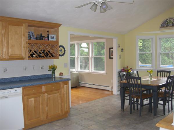 19 Atherton Road Foxboro, MA 02035 - Photo 5 of 30 Gallery Image 5