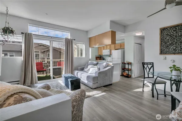 $330,000 | 1039 61st Street Southeast, Unit 103, Auburn, WA 98092