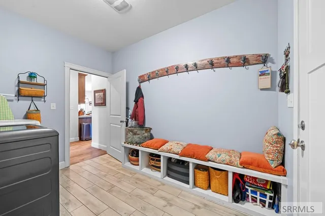 $980,000 | 1436 North 980 East, Shelley, ID 83274