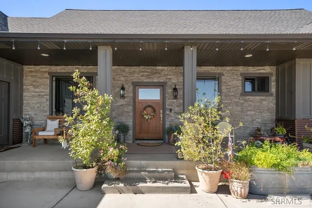 $980,000 | 1436 North 980 East, Shelley, ID 83274