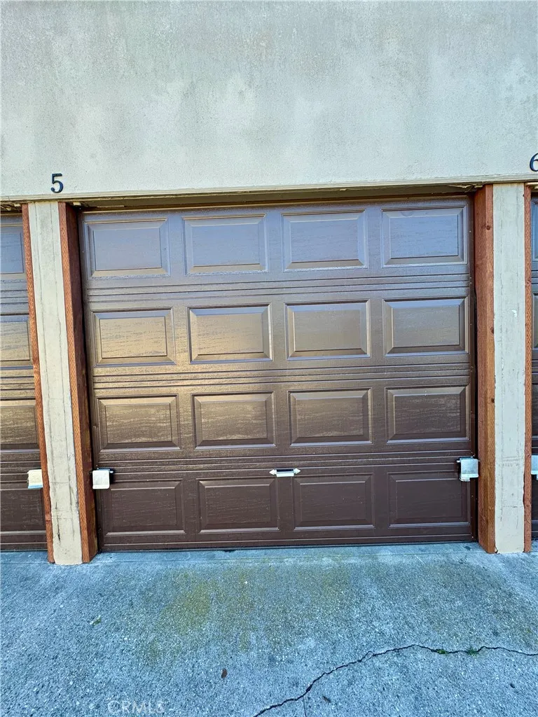 3402 Gaviota Avenue, Unit B Long Beach, CA 90807 - Photo 22 of 22 a view of closet