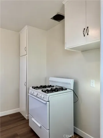 $2,250 | 3402 Gaviota Avenue, Unit B, Long Beach, CA 90807