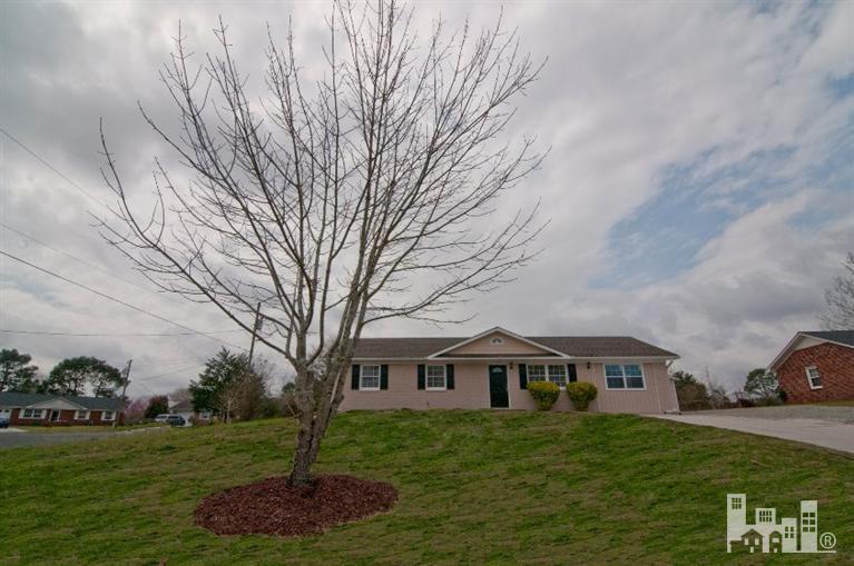 217 Angel Island Road Wilmington, NC 28412 - Photo 1 of 15 Primary Photo