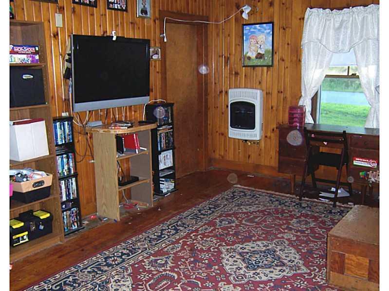 24 Herrick Road Belfast, ME 04915 - Photo 12 of 19 Family Room.