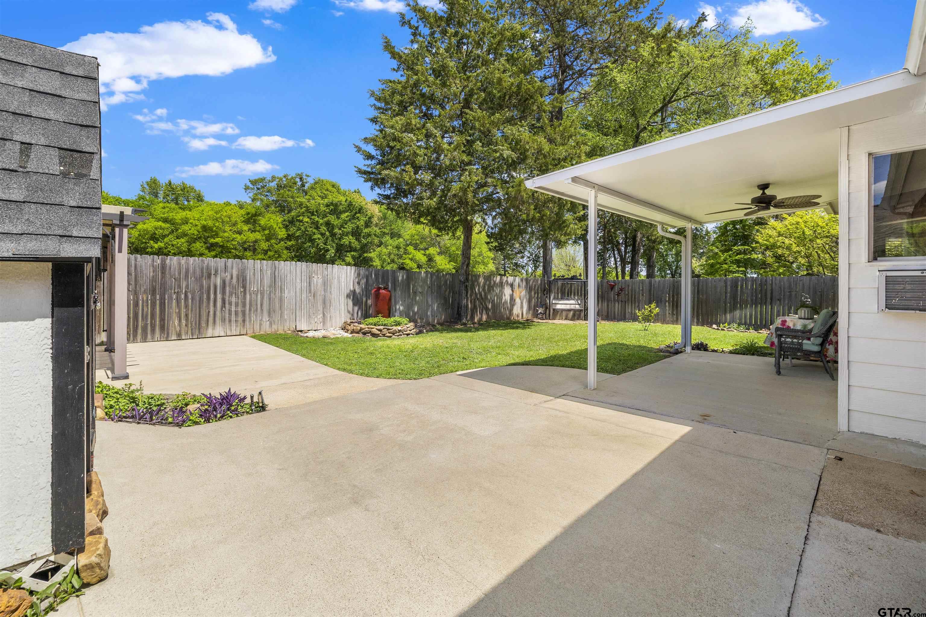 102 Cedar Lane Chandler, TX 75758 - Photo 26 of 29