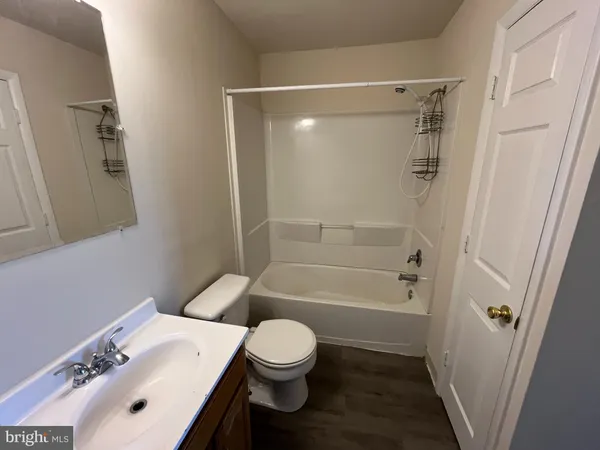 $1,450 | 105 Berry Street, Unit 5, Orange, VA 22960