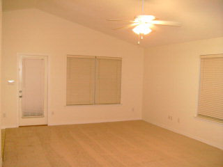 307 Cluster Street Foley, AL 36535 - Photo 4 of 9 Family Room