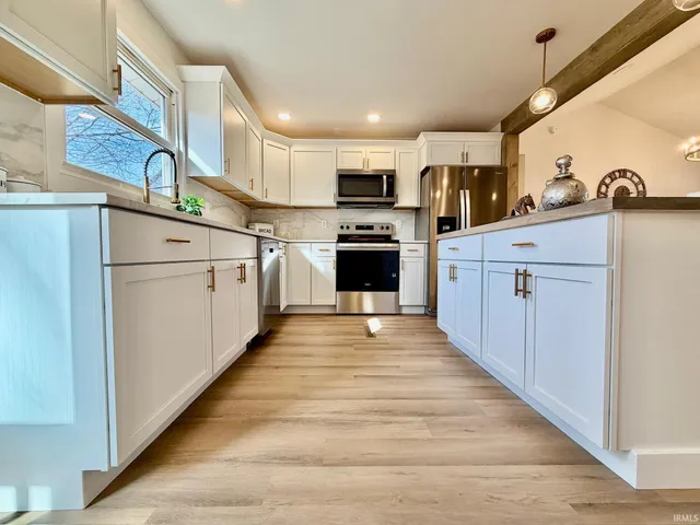 $249,900 | 121 Edgewood Drive, Bedford, IN 47421