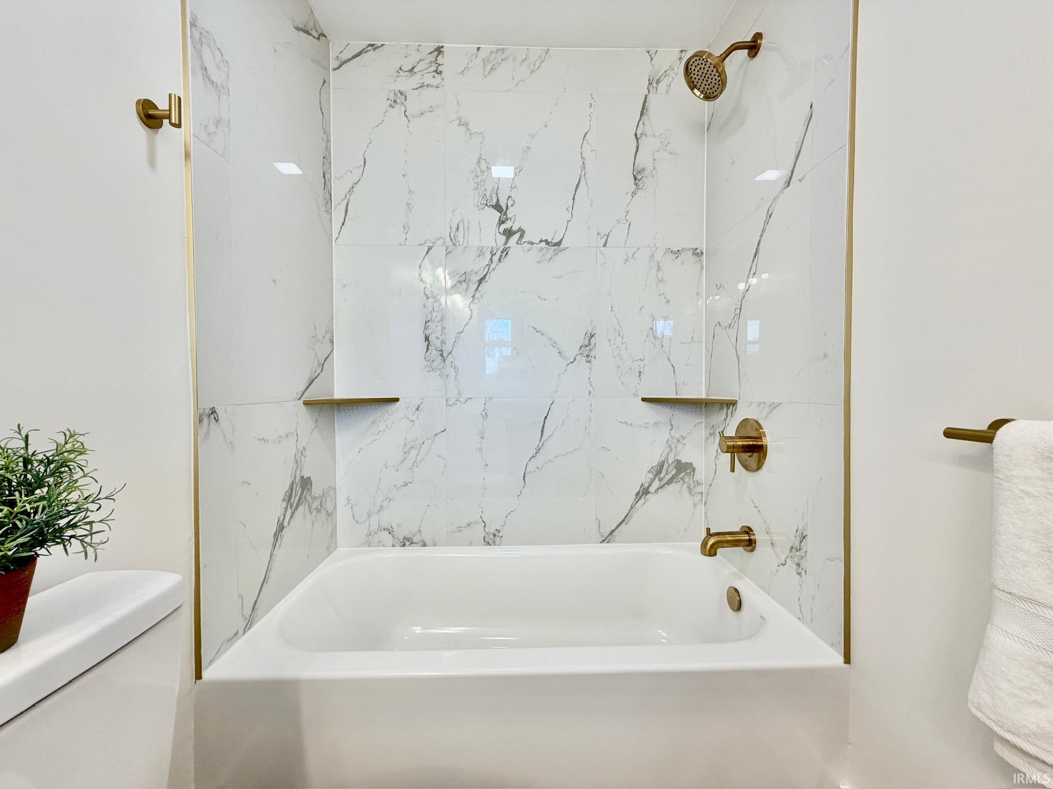 121 Edgewood Drive Bedford, IN 47421 - Photo 28 of 36