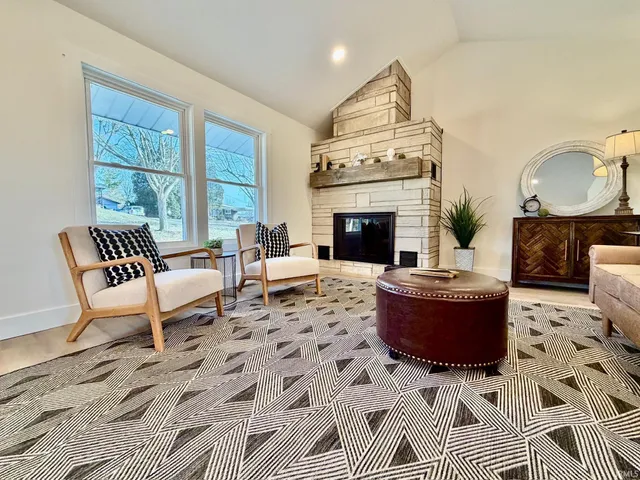 $249,900 | 121 Edgewood Drive, Bedford, IN 47421