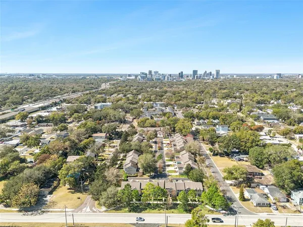 $330,000 | 2613 East Church Street, Orlando, FL 32803