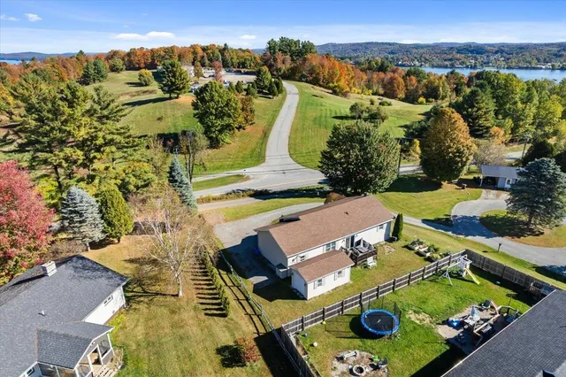 $305,000 | 274 Scottsdale Road, Newport, VT 05855