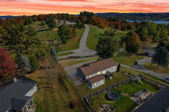 $305,000 | 274 Scottsdale Road, Newport, VT 05855