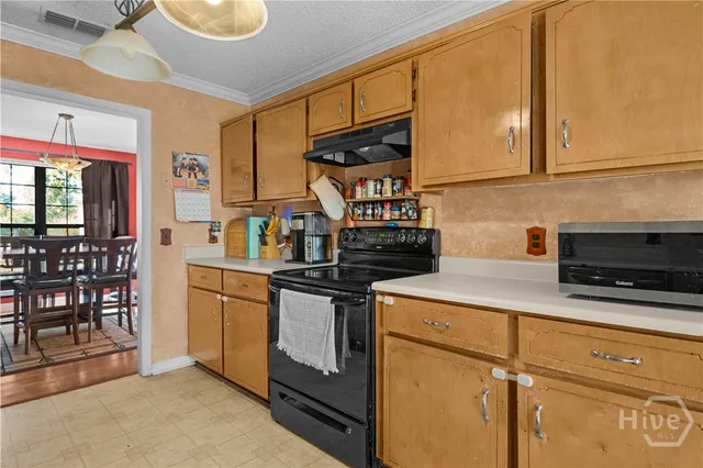 $240,000 | 166 Stephanie Drive, Allenhurst, GA 31301