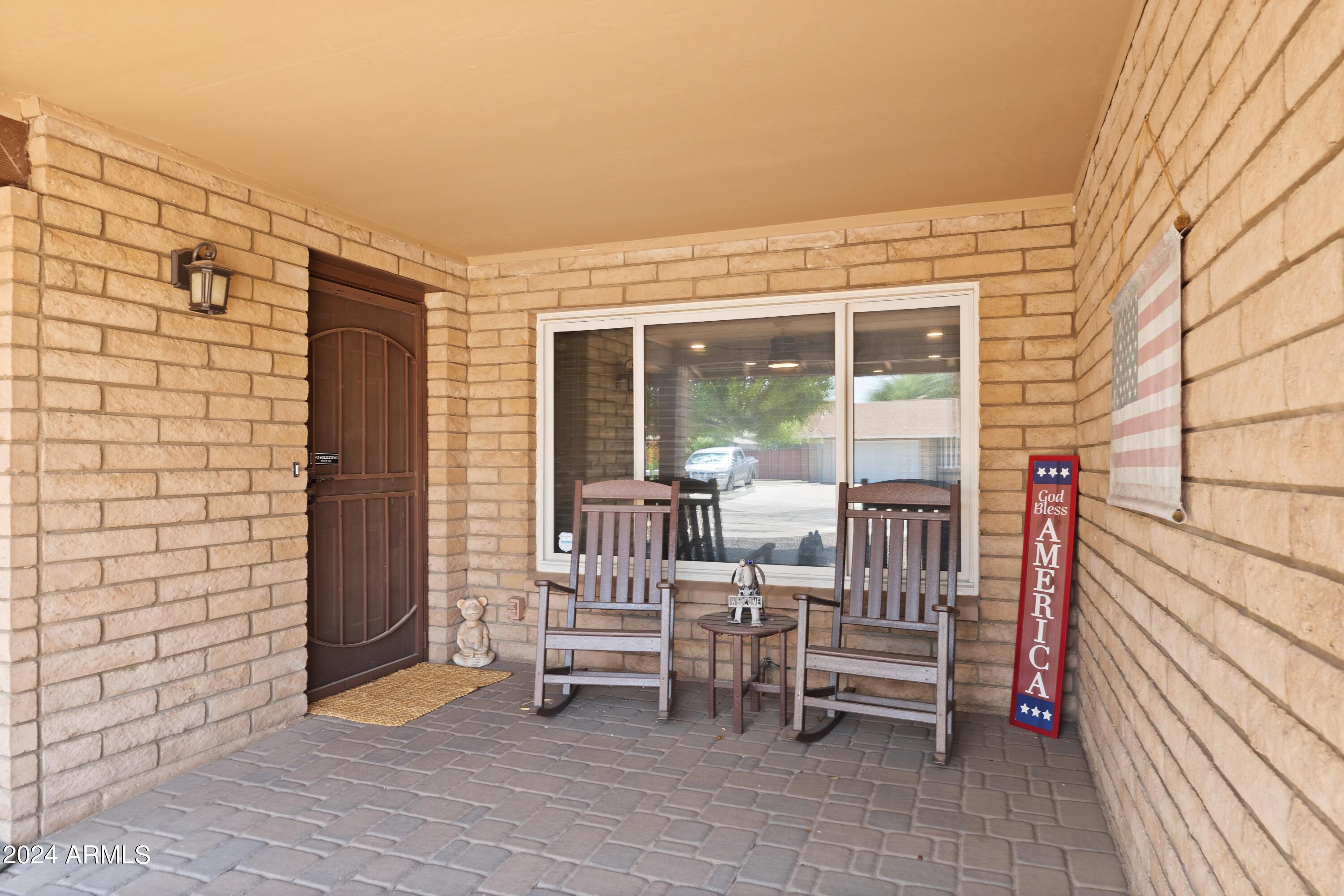 4426 East Phelps Road Phoenix, AZ 85032 - Photo 3 of 36 03-Front Porch