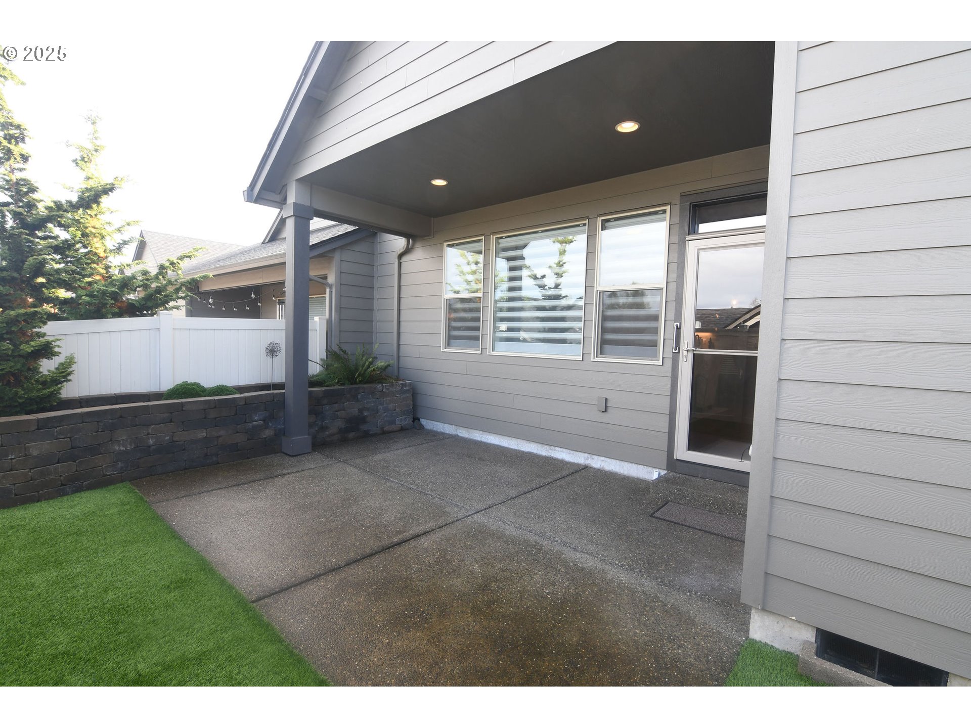 1618 Northeast 174th Street Ridgefield, WA 98642 - Photo 41 of 46 a view of outdoor space and yard