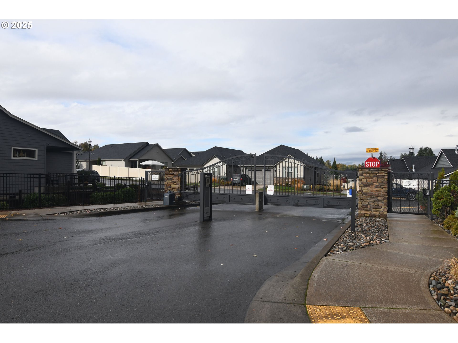 1618 Northeast 174th Street Ridgefield, WA 98642 - Photo 43 of 46 a view of outdoor space and yard