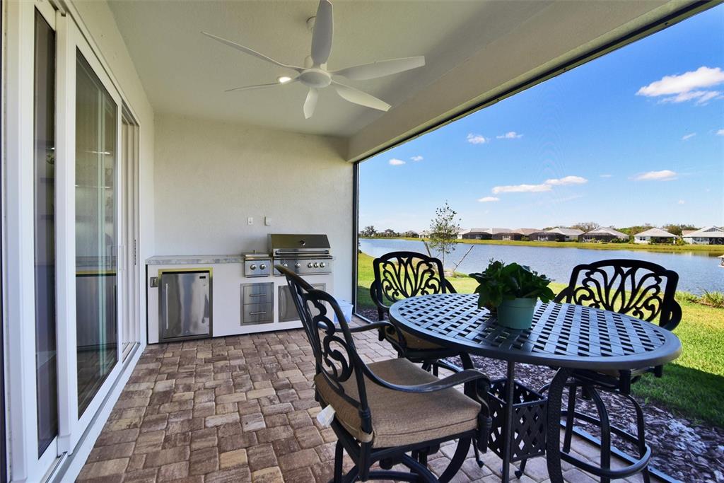 8192 Sternway Road Sarasota, FL 34240 - Photo 13 of 33 Gallery Image 13