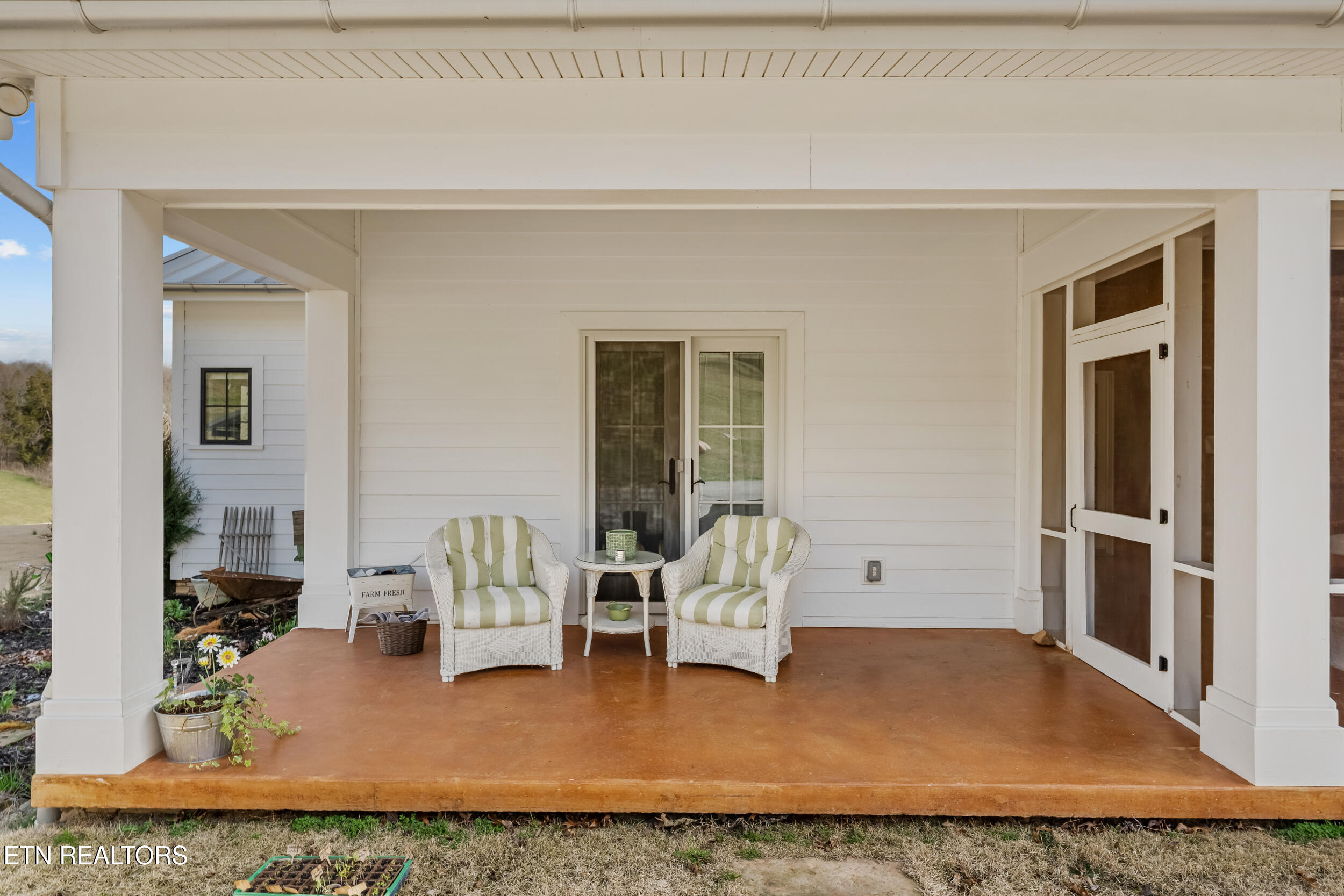 518 Old Cedar Creek Road Townsend, TN 37882 - Photo 5 of 60 518 112