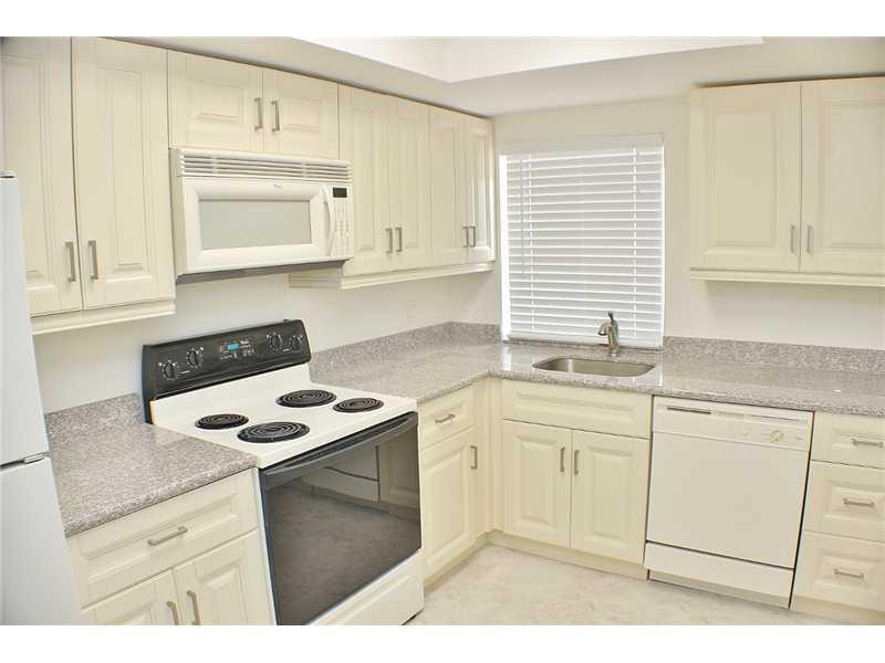 22209 Southwest 64th Way Boca Raton, FL 33428 - Photo 1 of 22 Kitchen