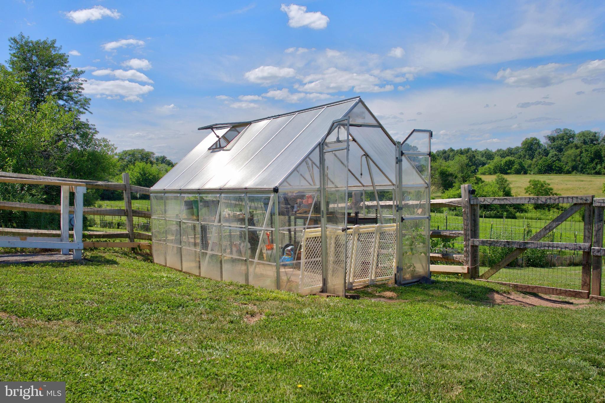 225 North Grant Road Thomasville, PA 17364 - Photo 38 of 49 Greenhouse