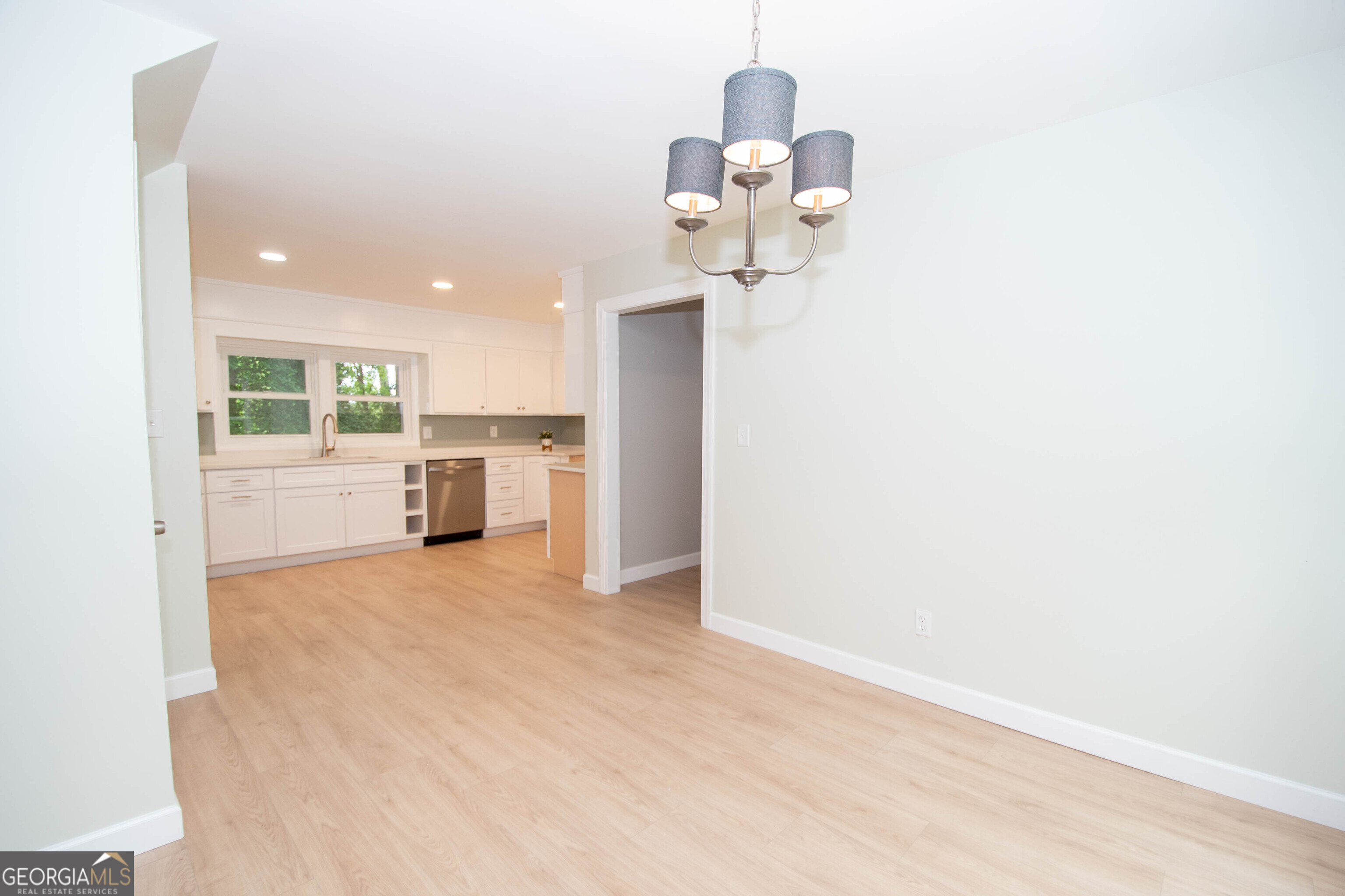 370 McDonough Road Fayetteville, GA 30214 - Photo 11 of 56