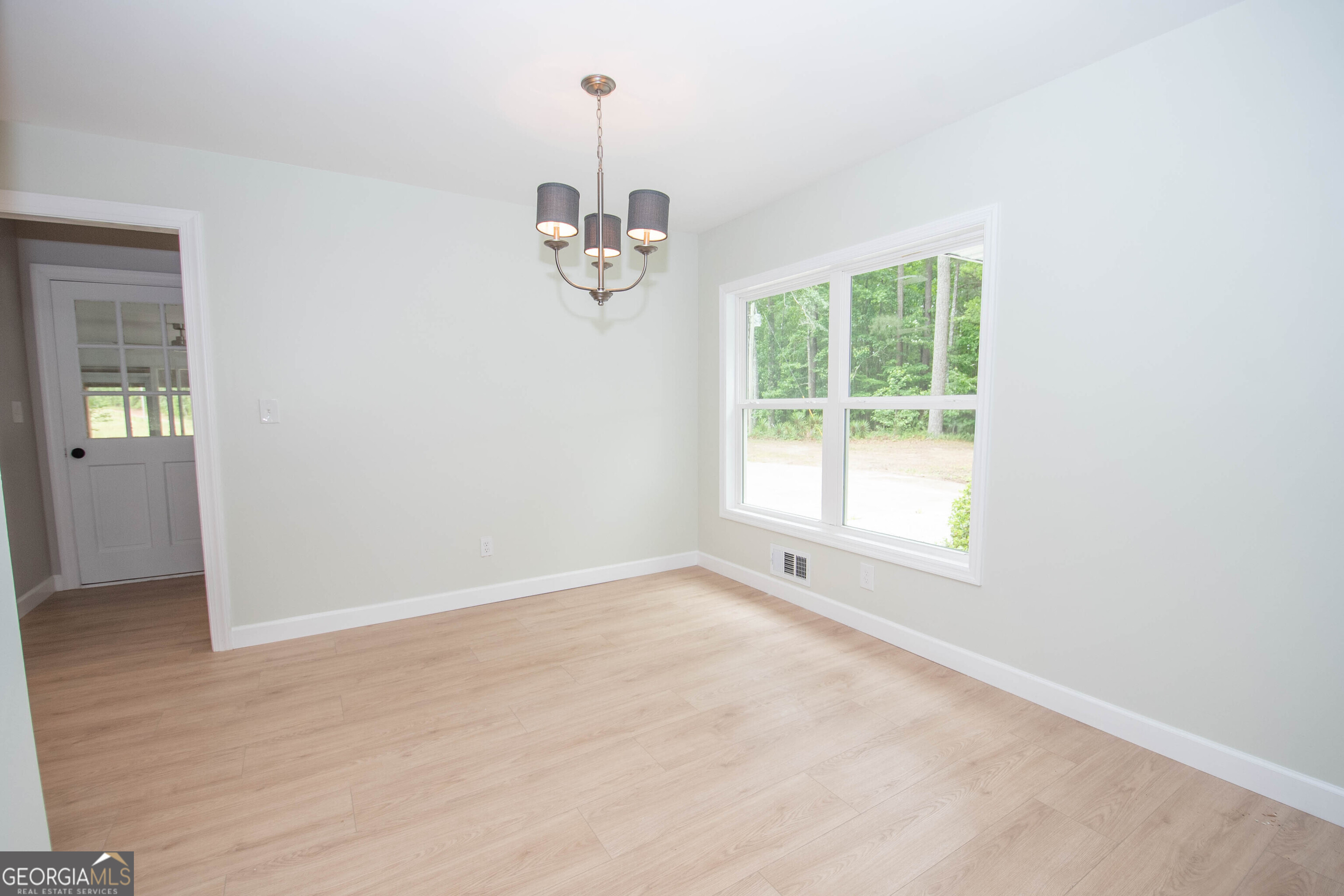 370 McDonough Road Fayetteville, GA 30214 - Photo 12 of 56