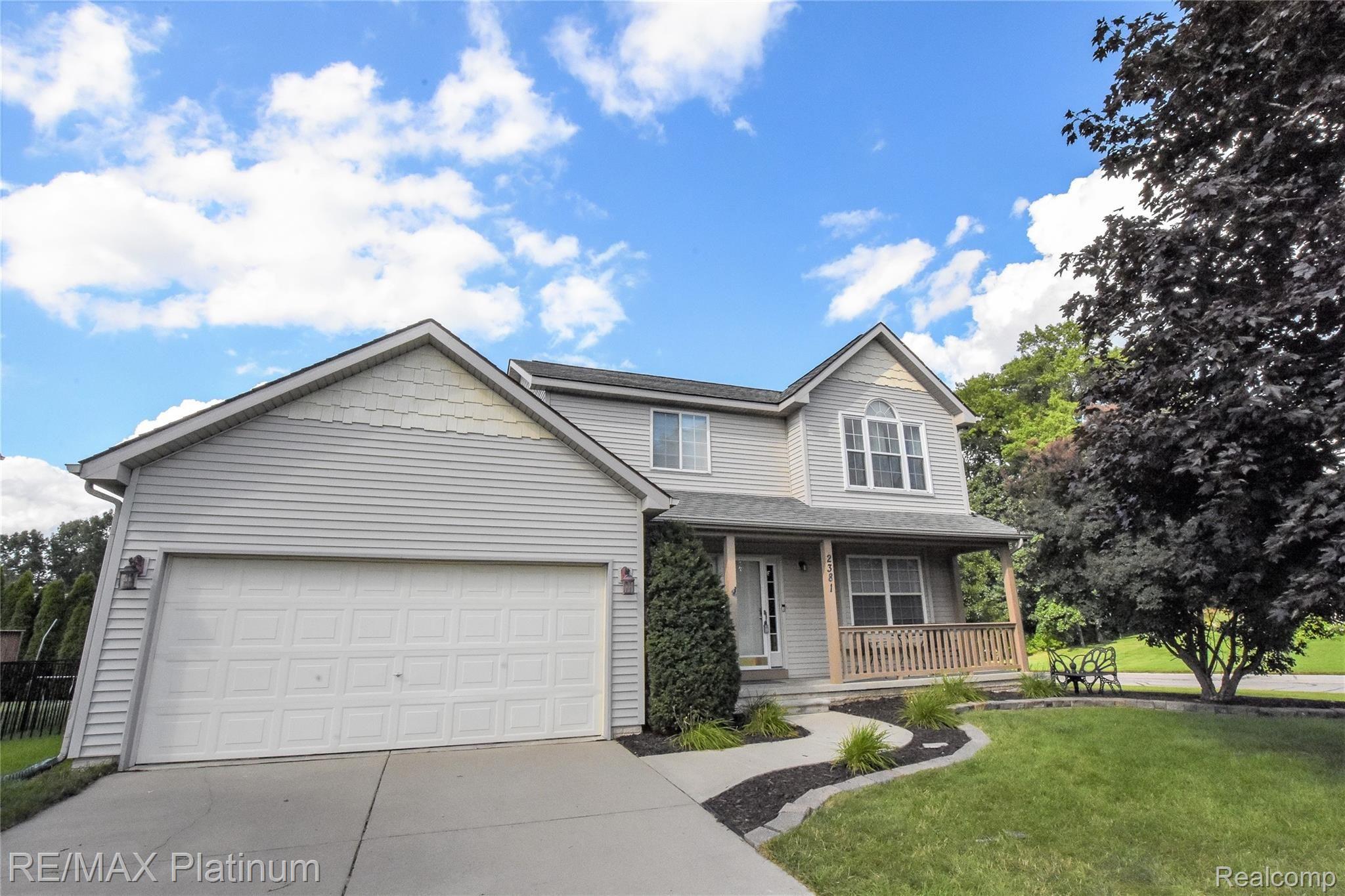 2381 Summit Cedar Howell, MI 48855 - Photo 1 of 32 DSC_8683.jpg