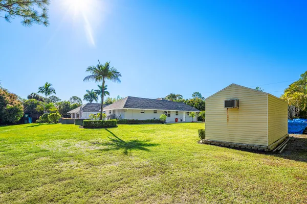 $999,900 | 8811 Pinion Drive, Wellington, FL 33467
