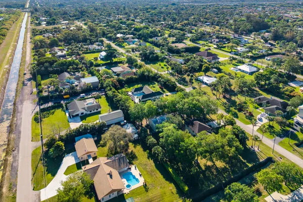 $999,900 | 8811 Pinion Drive, Wellington, FL 33467