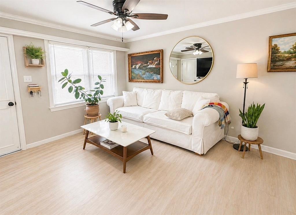 308 Sunset Drive Comanche, TX 76442 - Photo 2 of 12 Digitally staged by canva.