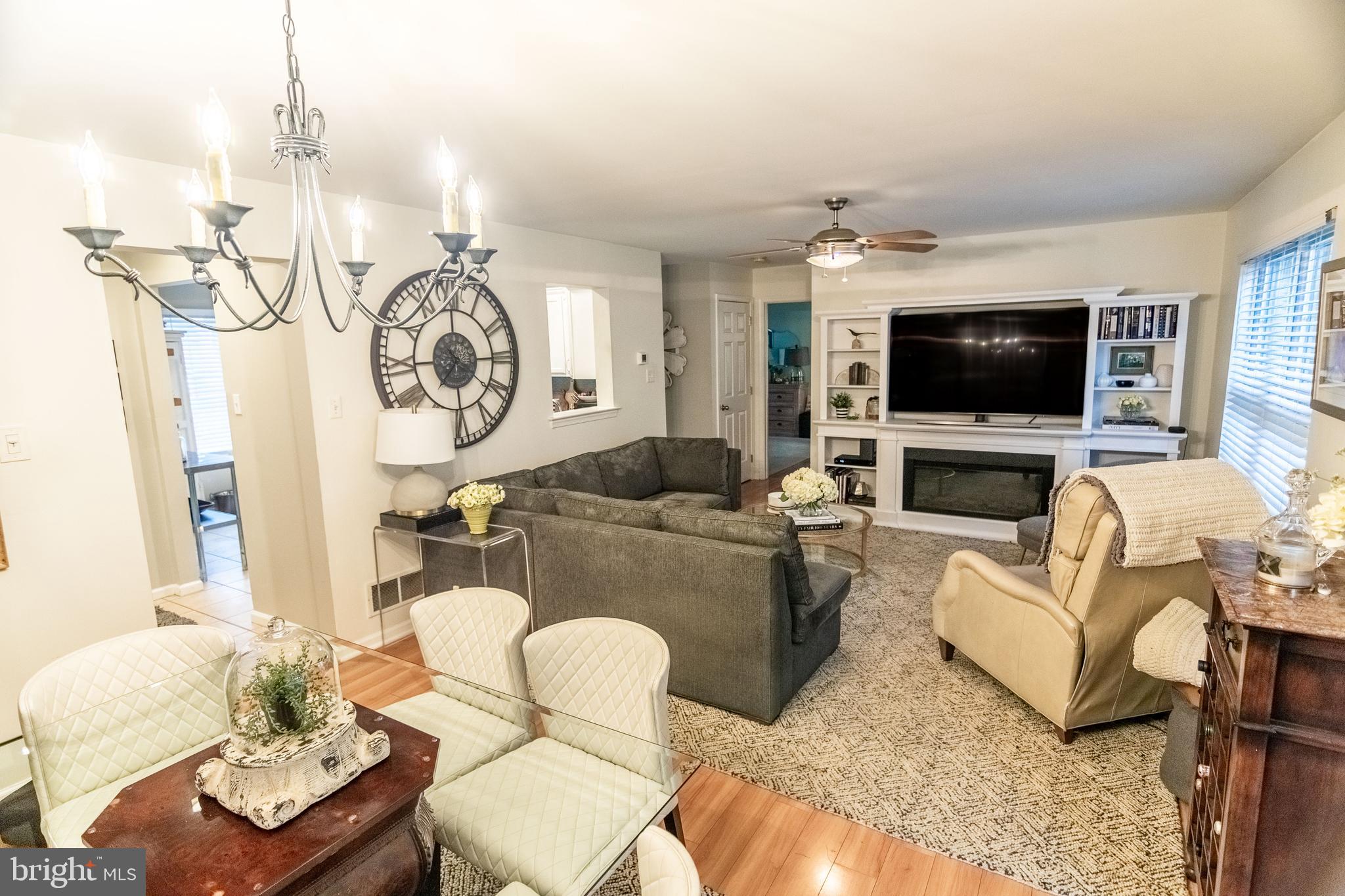 31 North Hawthorne Road Coatesville, PA 19320 - Photo 9 of 27 Living Room