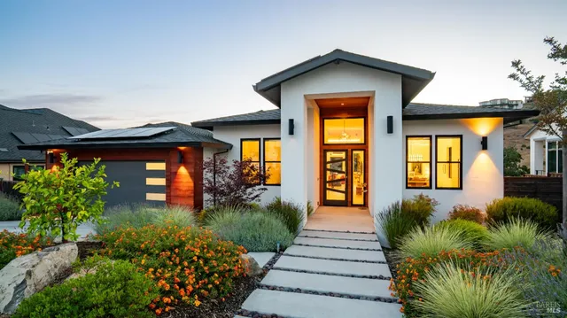 $2,295,000 | 3735 Lakebriar Place, Santa Rosa, CA 95403