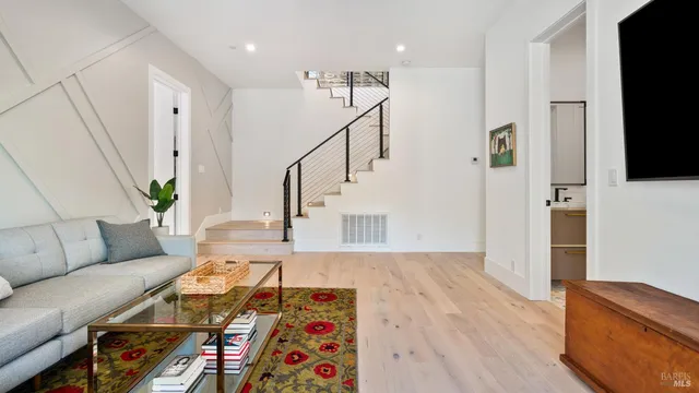 $2,295,000 | 3735 Lakebriar Place, Santa Rosa, CA 95403