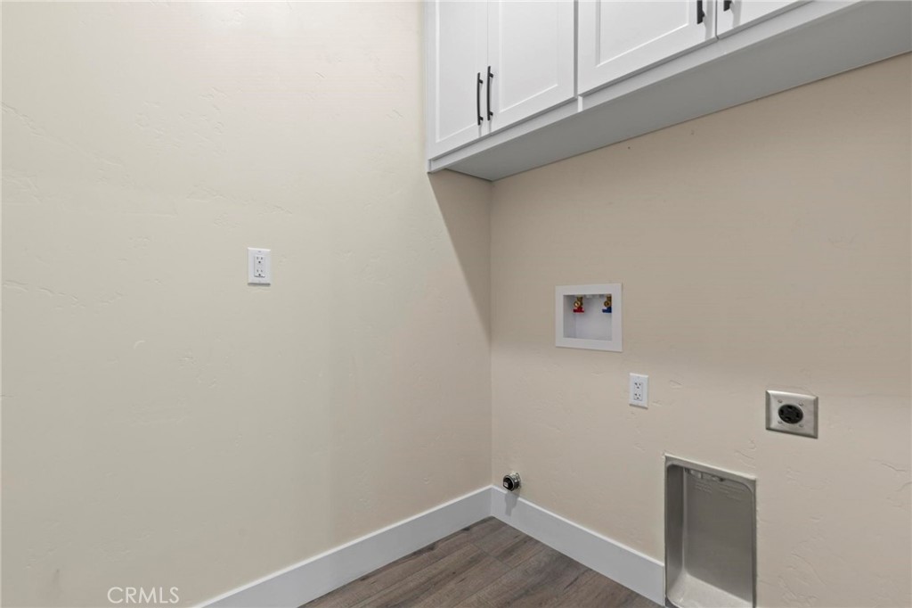 6148 Ripley Lane Paradise, CA 95969 - Photo 23 of 37 a view of a closet