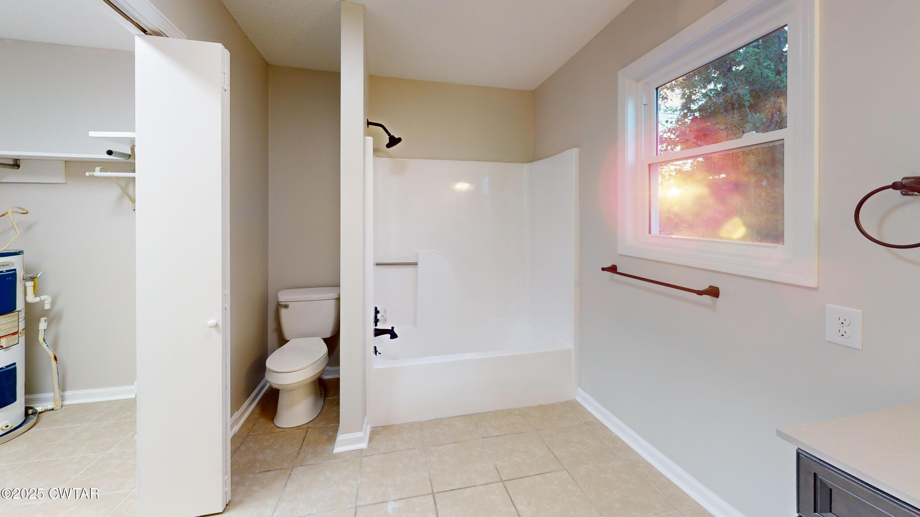 1421 Morgan Road Dyersburg, TN 38024 - Photo 24 of 37 1421-Morgan-Rd-Bathroom