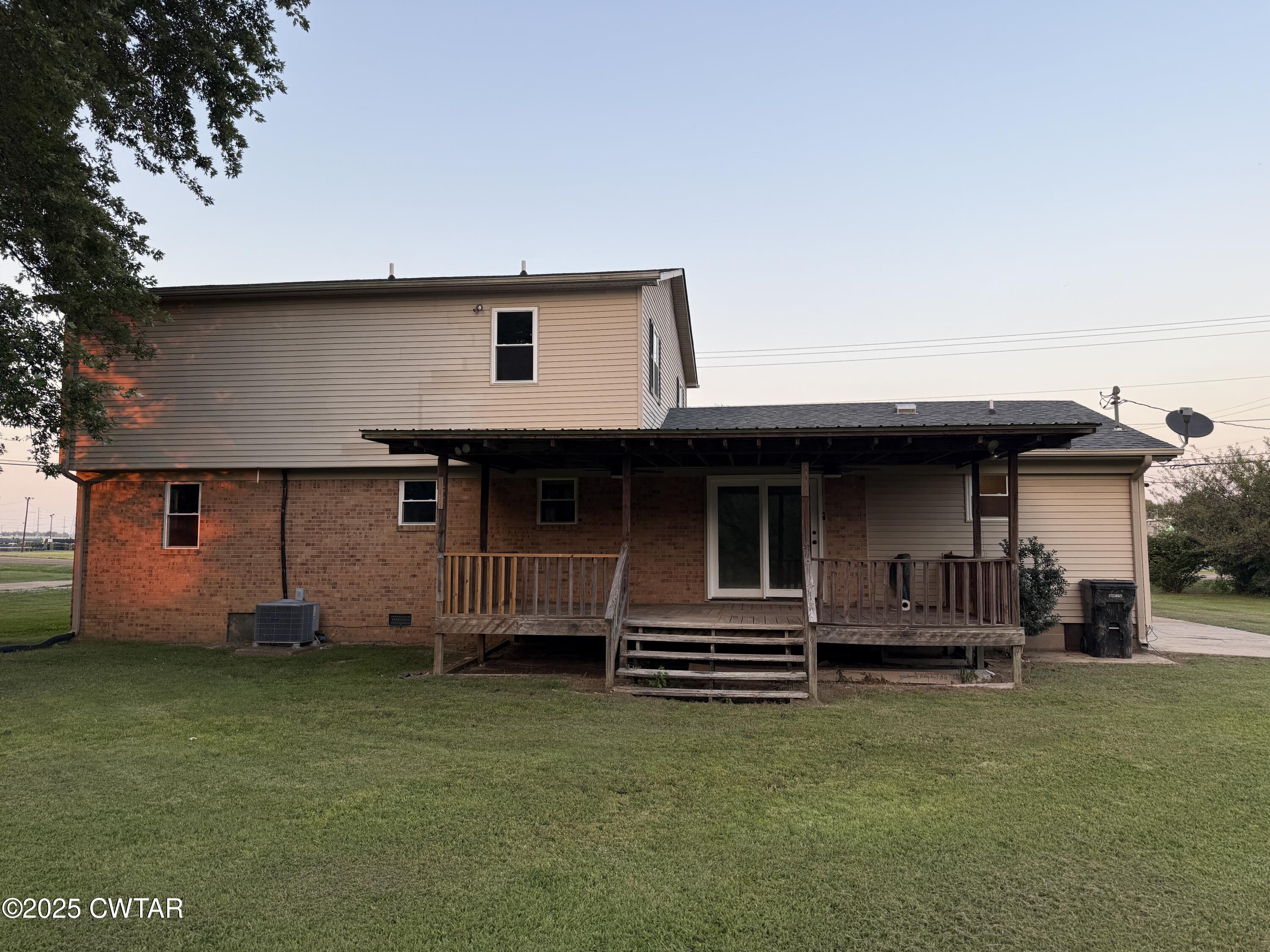 1421 Morgan Road Dyersburg, TN 38024 - Photo 27 of 37 IMG_6454