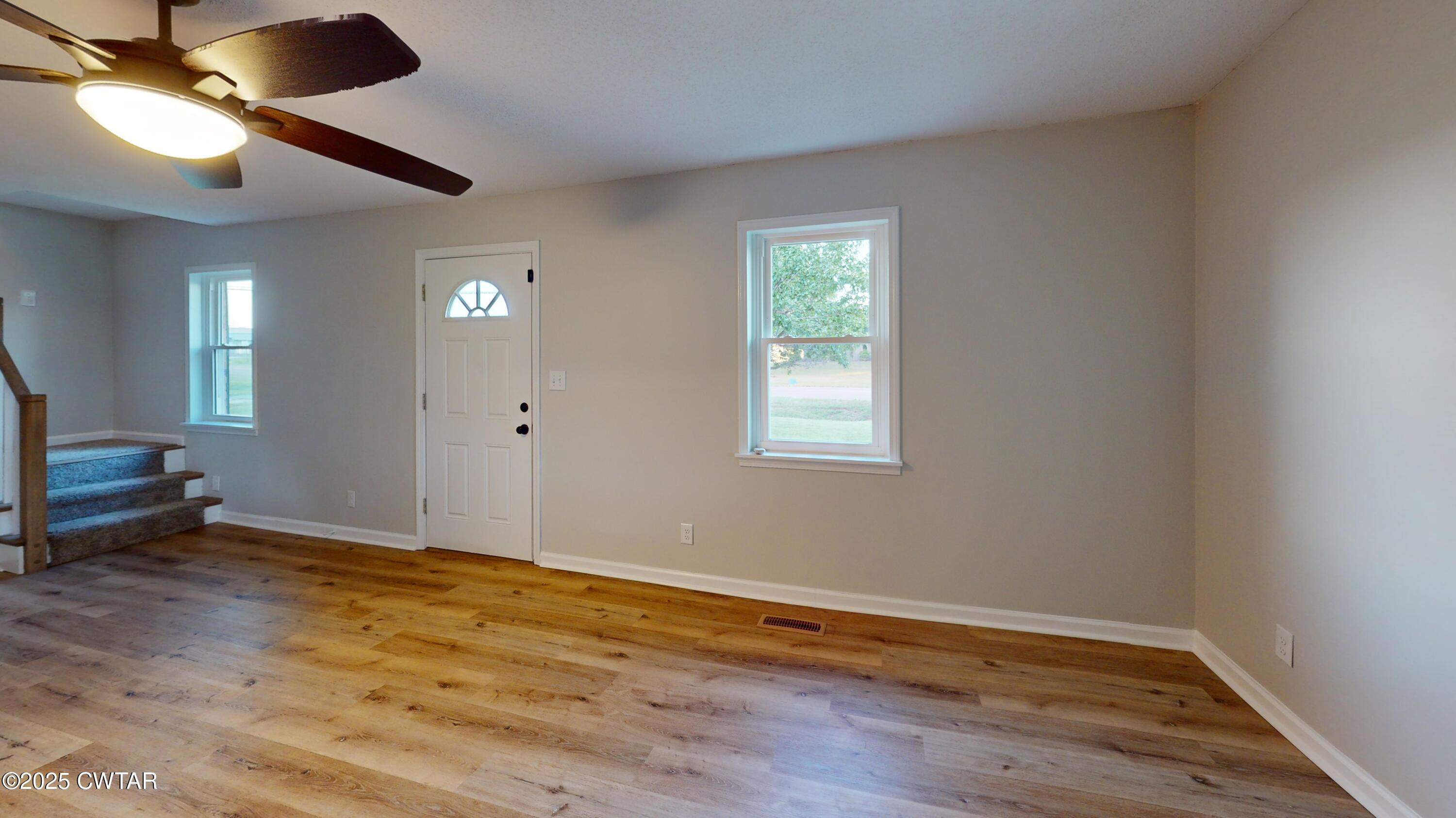 1421 Morgan Road Dyersburg, TN 38024 - Photo 4 of 37 1421-Morgan-Rd-Living-Room 1