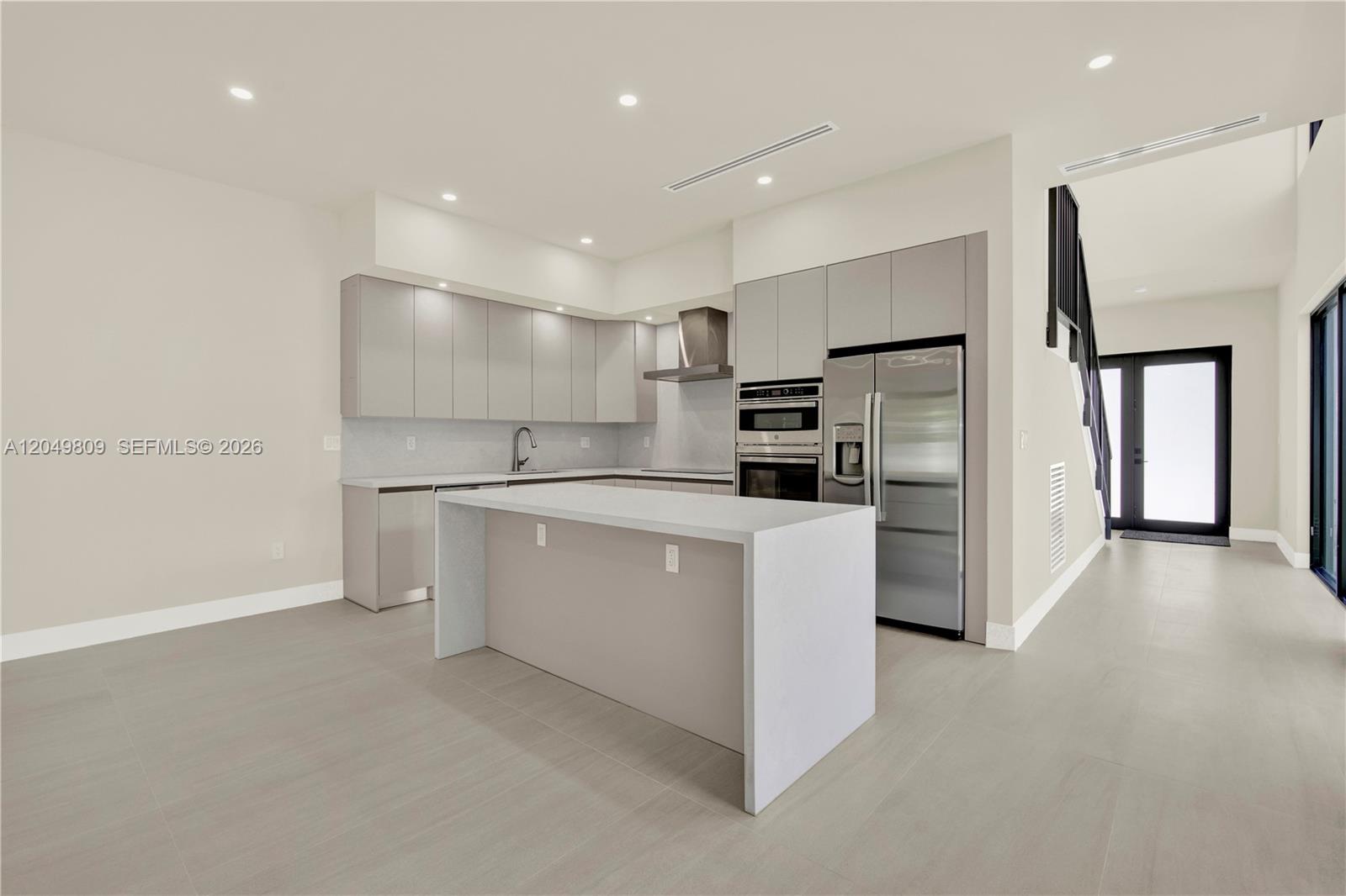 2889 Southwest 35th Avenue, Unit 2887 Miami, FL 33133 - Photo 5 of 62