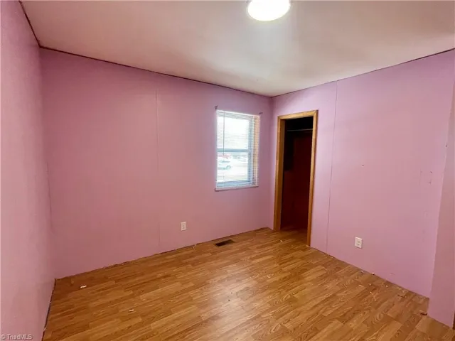 $149,000 | 217 Lakeview Drive East, Thomasville, NC 27360