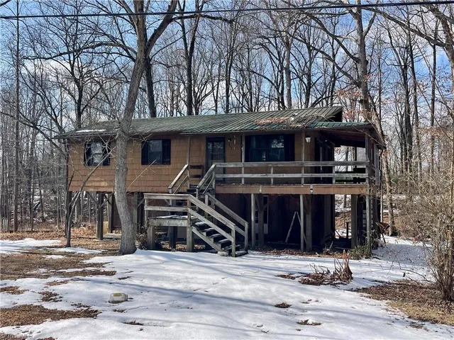 $149,000 | 217 Lakeview Drive East, Thomasville, NC 27360